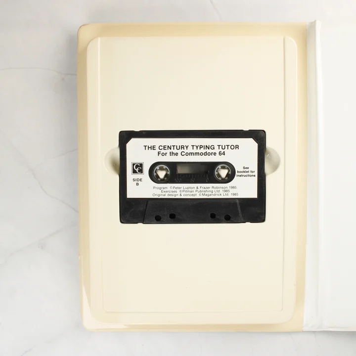 The Century Typing Tutor kazetta The Century Typing Tutor fekete kazetta a tokban