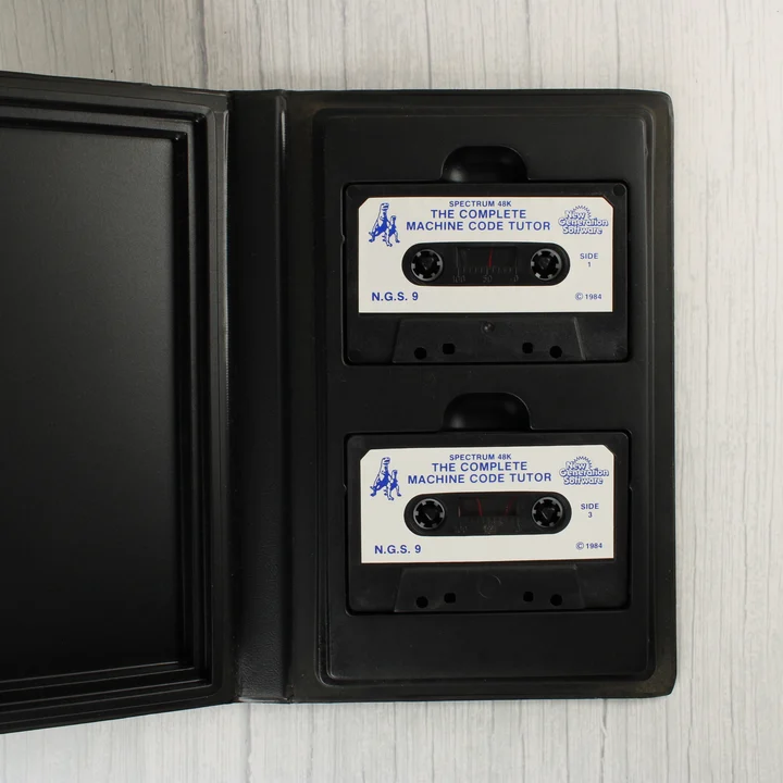 The Complete Machine Code Tutor kazetták The Complete Machine Code Tutor magnókazetták