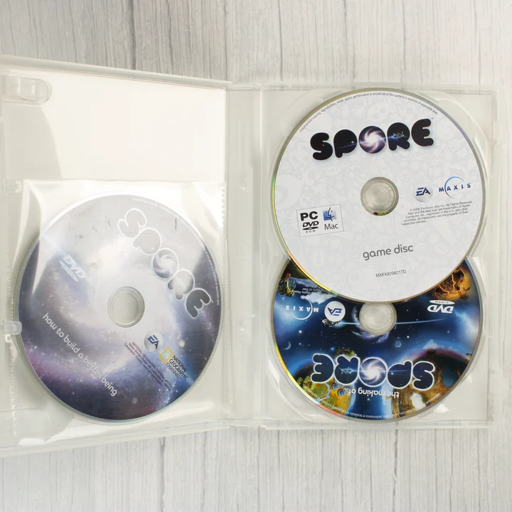 Három darab Spore lemez a műanyag tokban