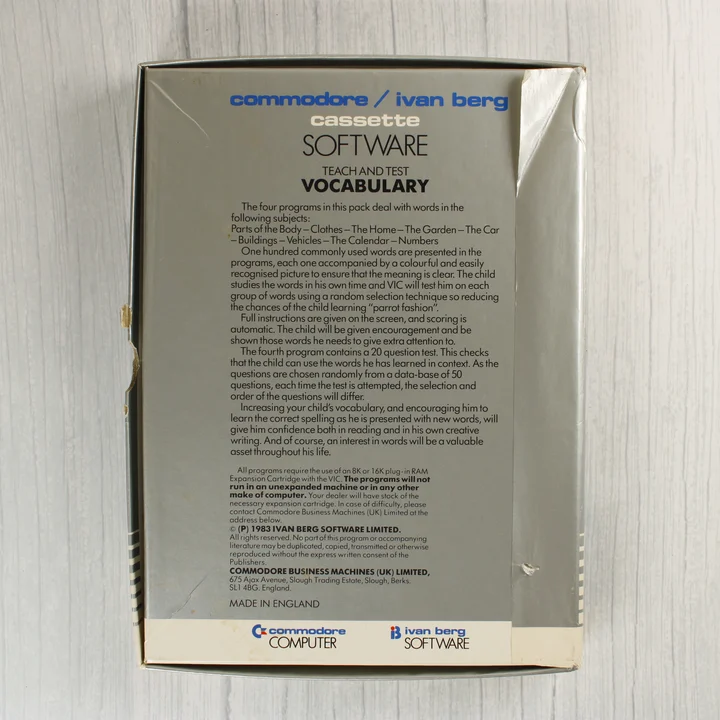 A Commodore VIC-20 Vocabulary szoftver dobozának hátoldala a leírással