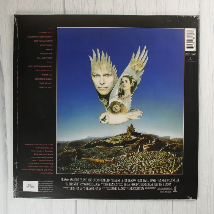 A Labyrinth filmzenei album bakelit lemezének hátsó borítója számlistával