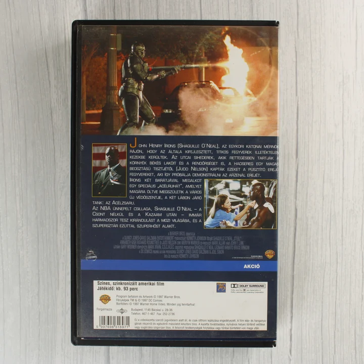 Az Acélzsaru VHS kazetta hátoldala leírással és adatokkal