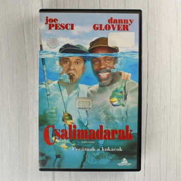 A Csalimadarak című film VHS kazettájának elülső borítója
