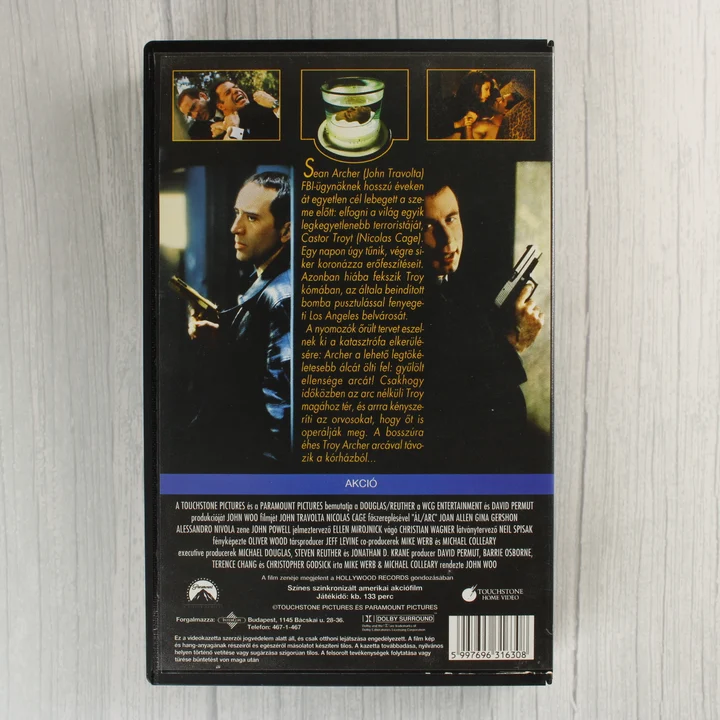 Az Ál/Arc című film VHS kazettájának hátoldala