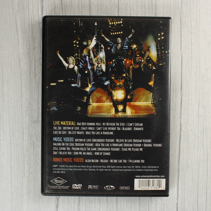 Scorpions A Savage Crazy World DVD hátlapja számlistával