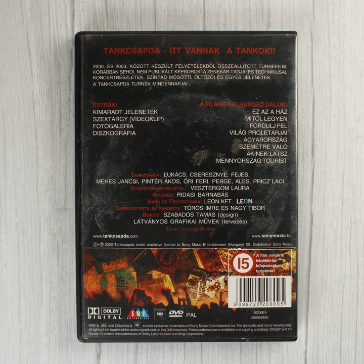 Tankcsapda Itt vannak a tankok DVD hátlap