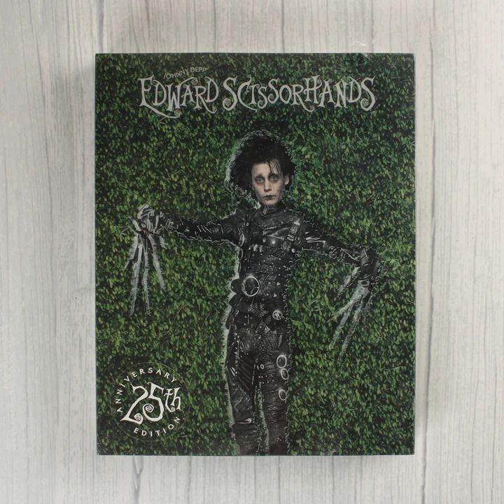 Az Ollókezű Edward 25. évfordulós Blu-ray kiadásának előlapja