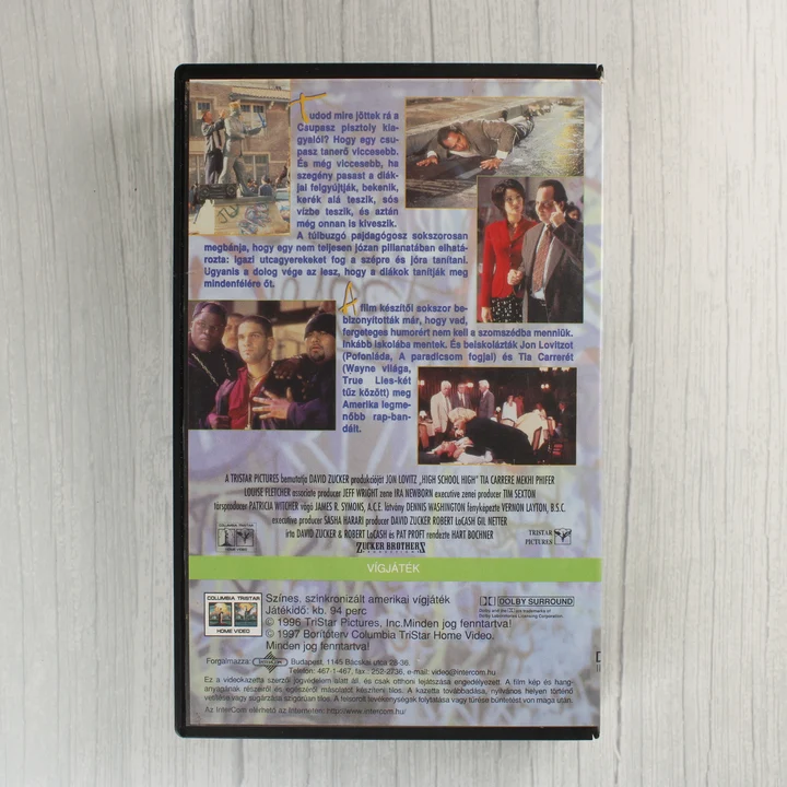 Az Osztály, vigyázz! VHS kazetta hátoldala a leírással