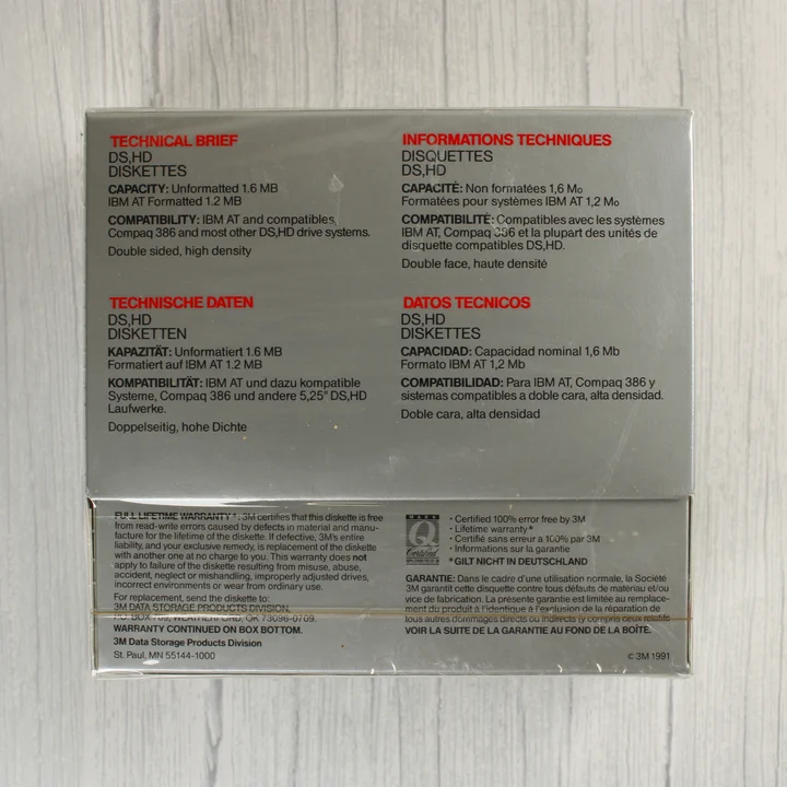 3M floppy lemez technikai adatok 3M floppy lemez dobozának hátoldala technikai adatokkal