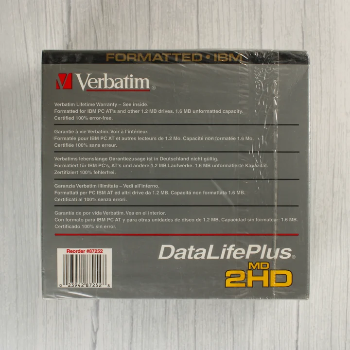 Verbatim DataLifePlus 5,25 colos floppy lemez dobozának hátoldala