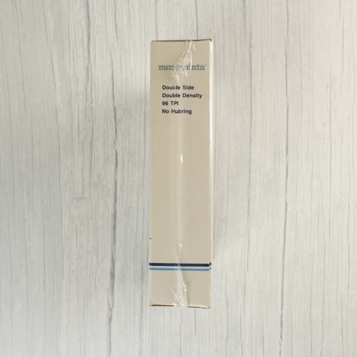 Masterdata floppy lemez doboz oldala a technikai adatokkal
