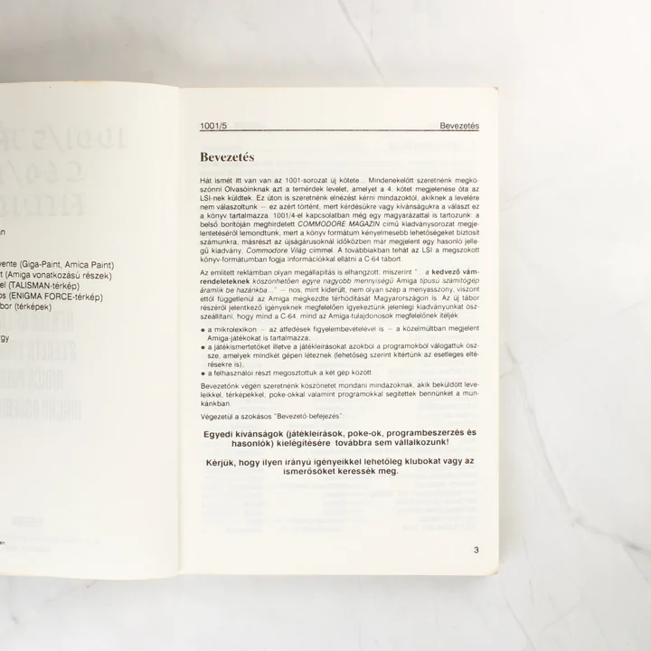 Az 1001/5 Játék könyv nyitott oldala a bevezető szöveggel
