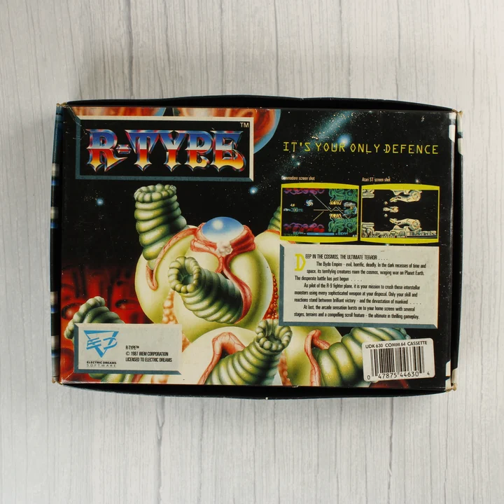 R-Type C64 doboz hátulnézet Az R-Type Commodore 64 játék dobozának hátoldala leírással és képernyőképekkel