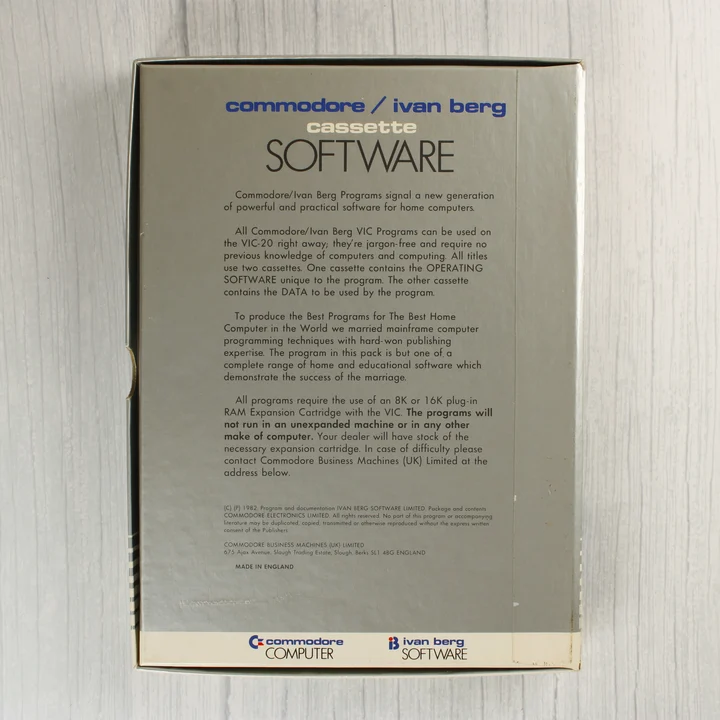 Commodore VIC-20 History doboz hátlap A szoftver dobozának hátoldala angol nyelvű leírással.