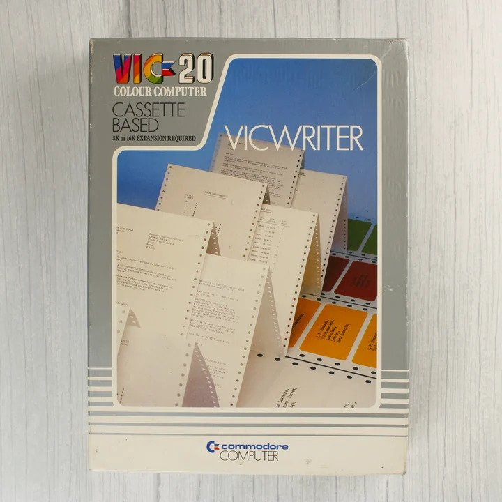 A VICWRITER szoftver eredeti szürke kartondoboza Commodore VIC-20 logóval.