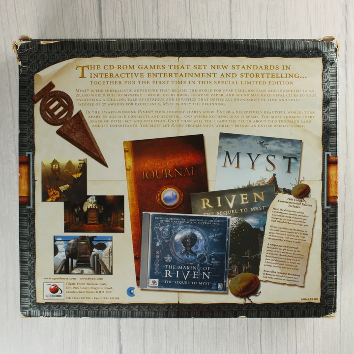 Az Ages of Myst díszdobozának hátoldala a tartalom leírásával