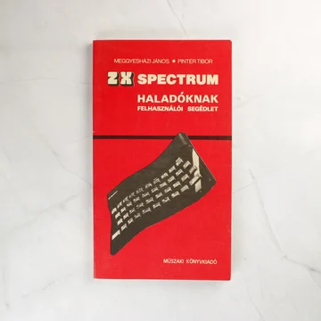 A ZX Spectrum haladóknak című könyv piros borítója