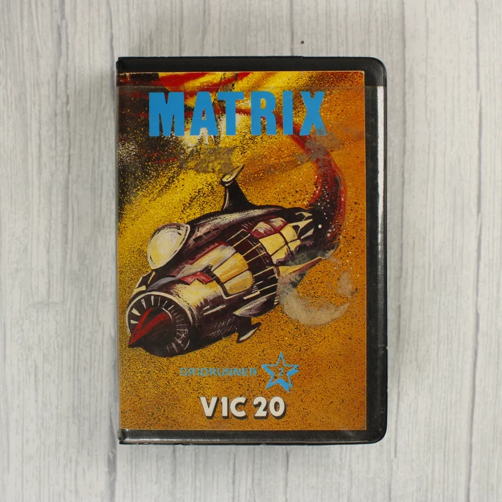 Matrix VIC-20 borító A Matrix videójáték Commodore VIC-20 borítója egy űrhajóval
