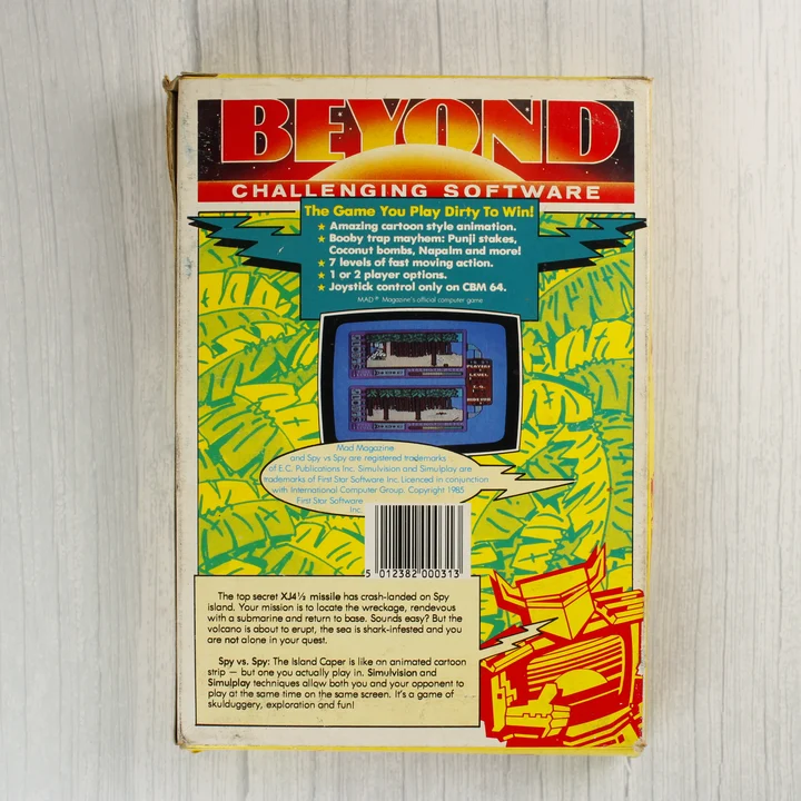 Spy vs Spy: The Island Caper C64 játék dobozának hátoldala