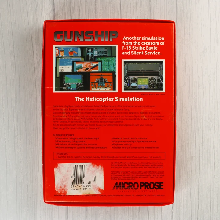 A Gunship videójáték dobozának hátoldala leírással és képernyőképekkel