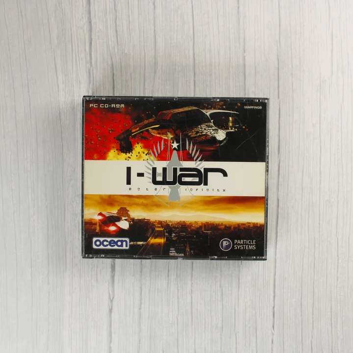 I-War vastag műanyag tok elölnézete