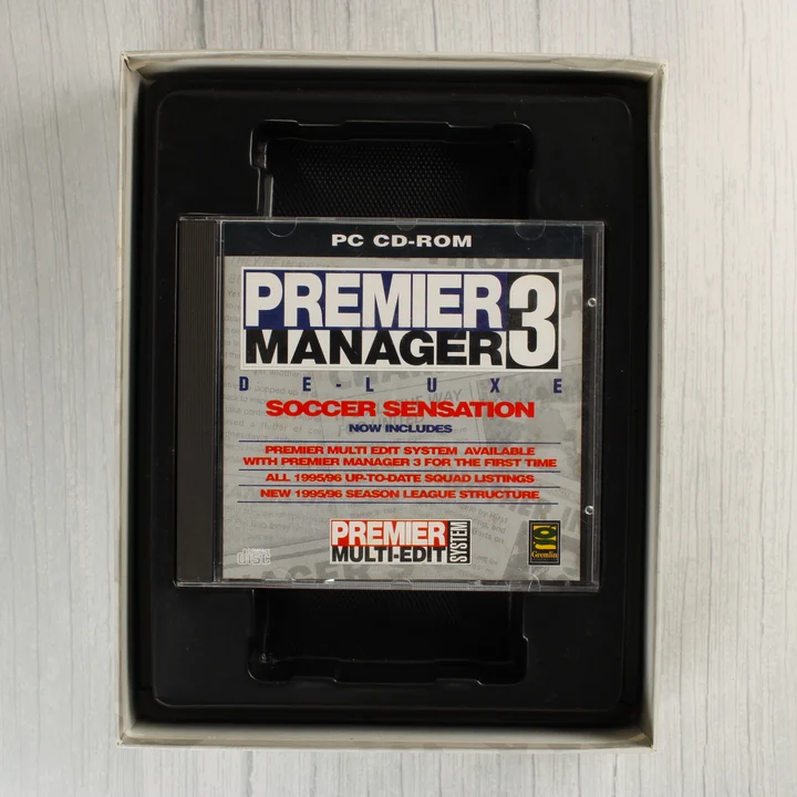 Premier Manager 3 Deluxe CD-tok a belső tálcában
