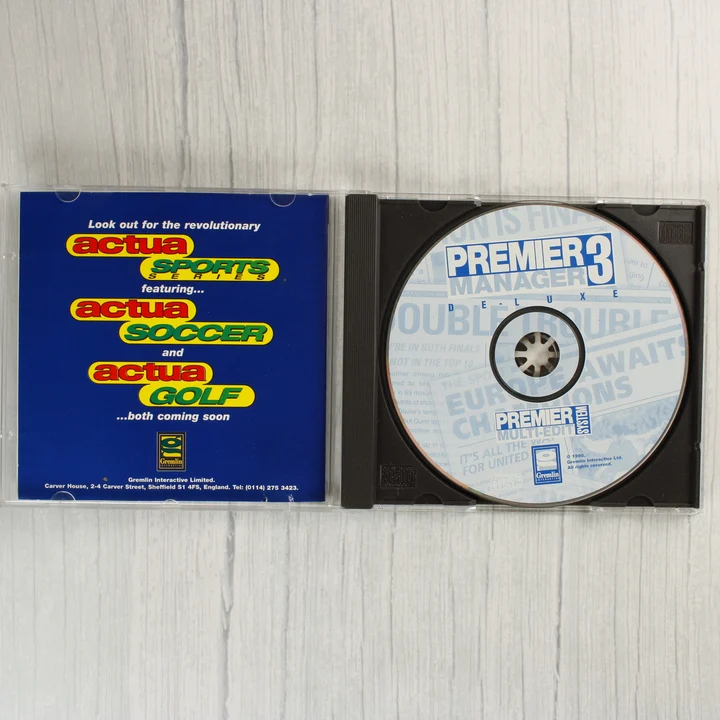 Premier Manager 3 Deluxe nyitott CD-tok és lemez