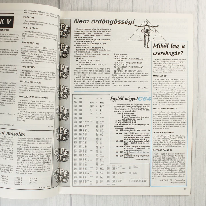 A Mikroszámítógép Magazin egyik belső oldalpárja technikai szövegekkel és programkóddal.