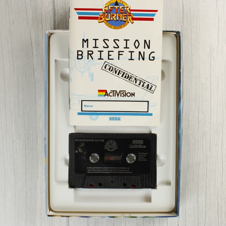 After Burner Commodore 64 kazetta és útmutató a dobozban