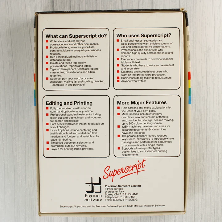 A Superscript szoftver dobozának hátoldala a funkciók leírásával