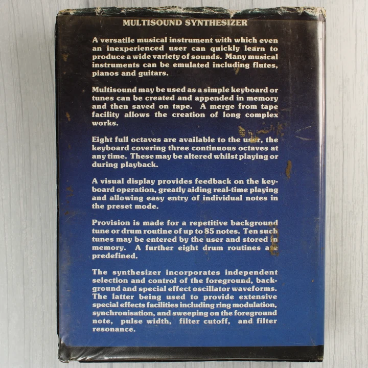 Multisound Synthesizer hátlap Multisound Synthesizer szoftver tokjának hátoldala angol nyelvű leírással