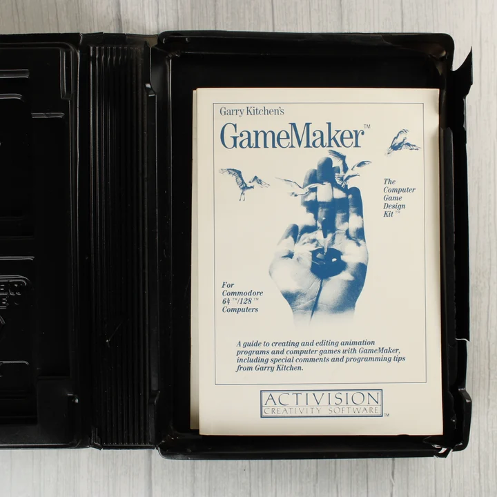 A GameMaker szoftver nyitott doboza a használati útmutatóval