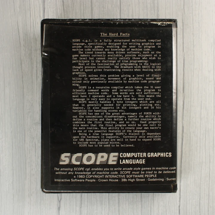 A SCOPE szoftver tokjának hátoldala technikai leírással