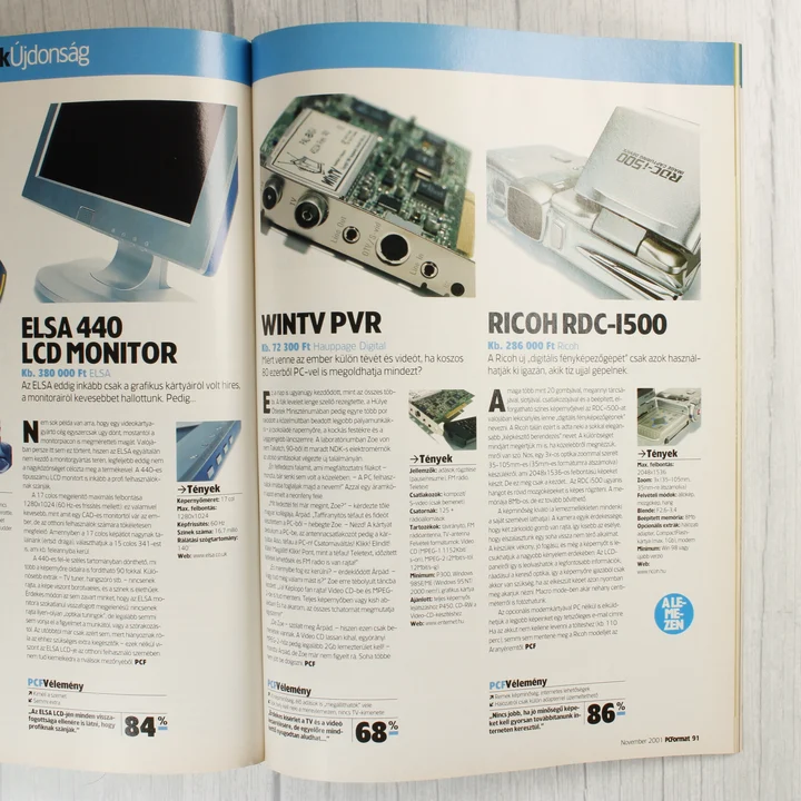 A PC Format magazin belső oldala hardver tesztekkel