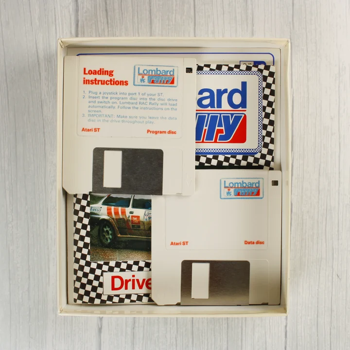 Lombard RAC Rally Atari ST floppy lemezek és kézikönyv a dobozban