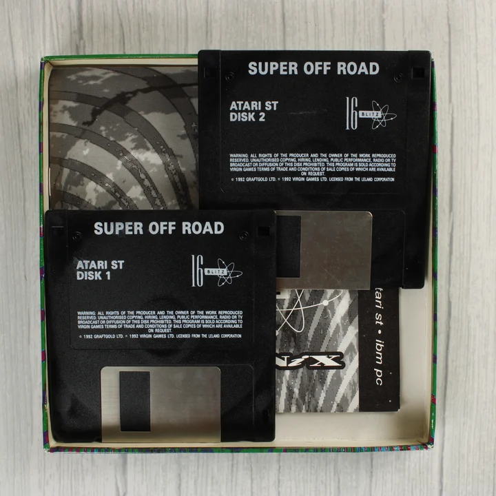 Super Off Road Atari ST floppy lemezek és kézikönyv a dobozban
