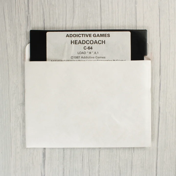 Headcoach C64 floppy 5,25 colos floppy lemez fehér papírtokban a Headcoach játékhoz