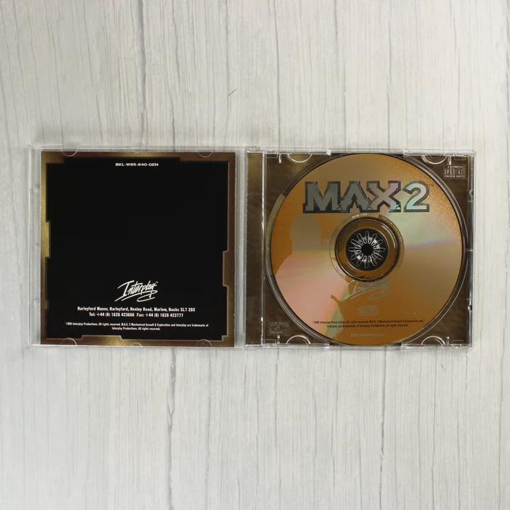 M.A.X. 2 CD lemez M.A.X. 2 nyitott CD-tok a lemezzel