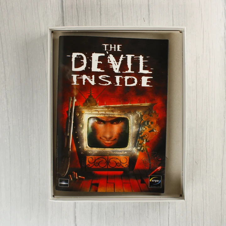 The Devil Inside kézikönyv a dobozban