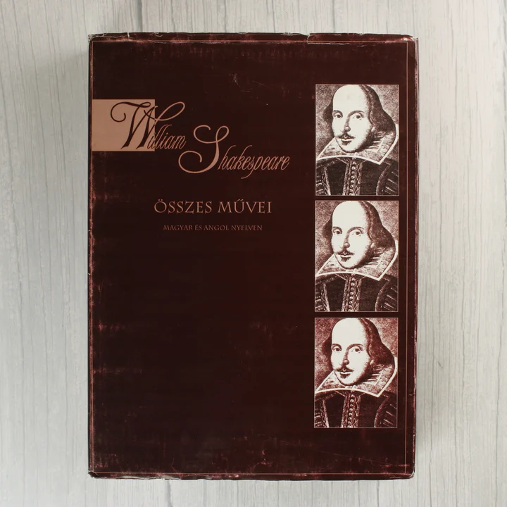 Shakespeare Összes Művei CD-ROM védőtok William Shakespeare Összes Művei CD-ROM külső kartontokja elölről
