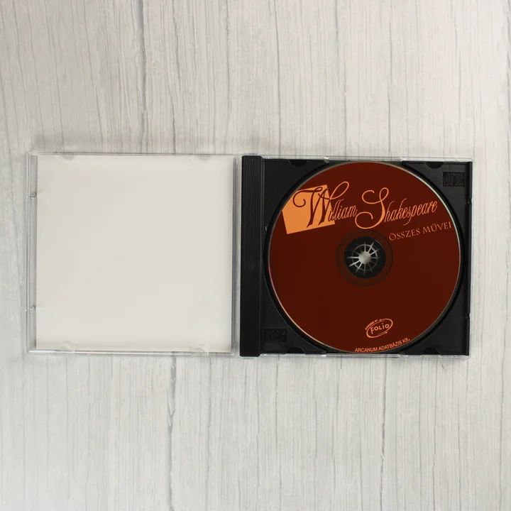Shakespeare CD-ROM lemez Nyitott normál CD-tok a barna Shakespeare lemezzel
