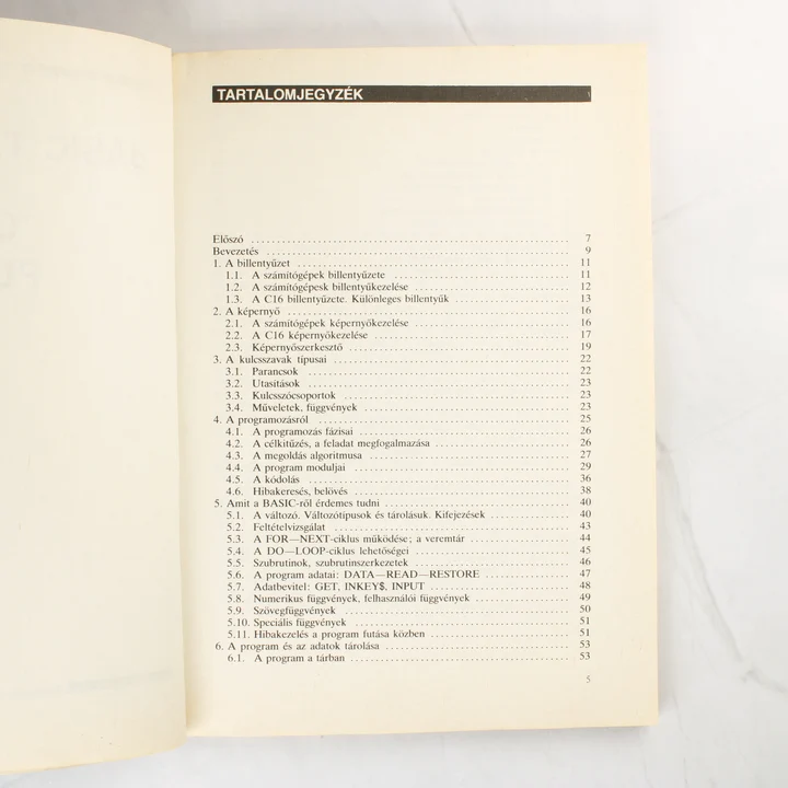A BASIC tanácsadó könyv tartalomjegyzéke