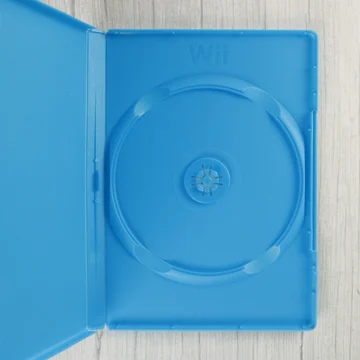 Kék színű Nintendo Wii U videójáték tok nyitott állapotban, lemeztartóval