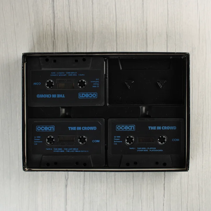 The In Crowd kazetták a dobozban, második tálca