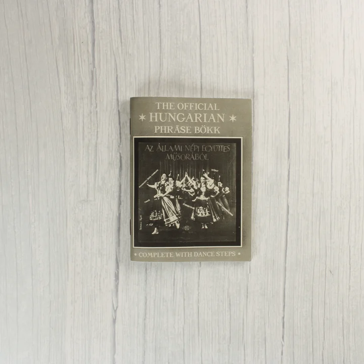 The Official Hungarian Phrase Bökk kísérőfüzet