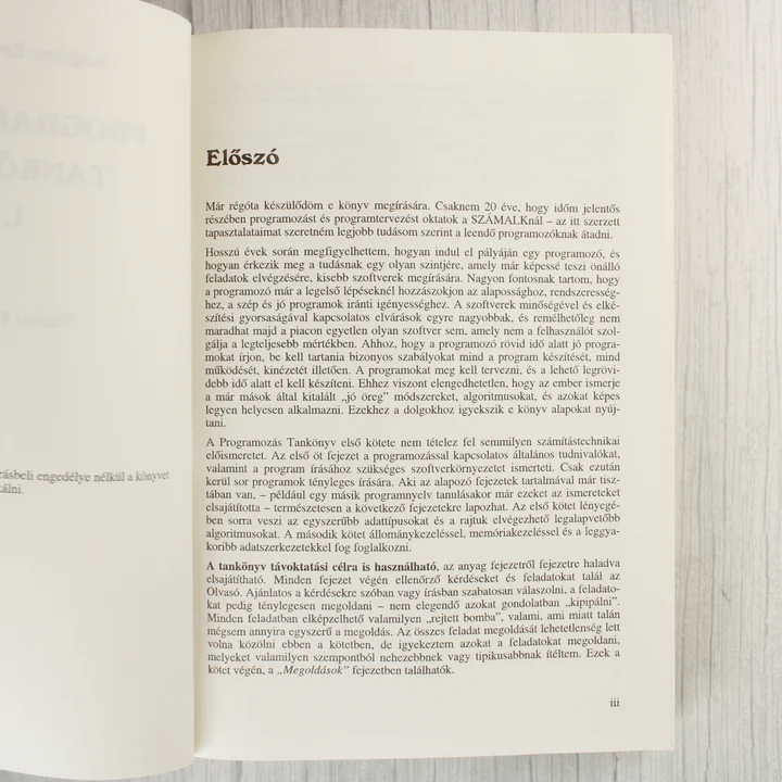 A Programozás Tankönyv előszó oldala