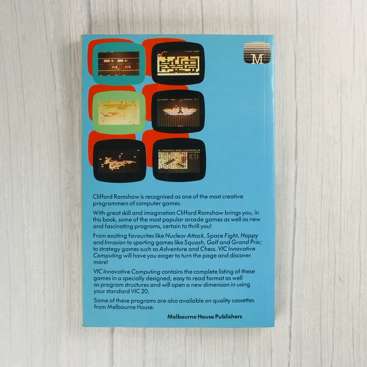 A VIC Innovative Computing könyv hátoldala játékfotókkal
