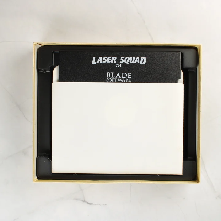 Laser Squad C64 floppy lemez 5,25 colos floppy lemez a doboz belső tálcájában