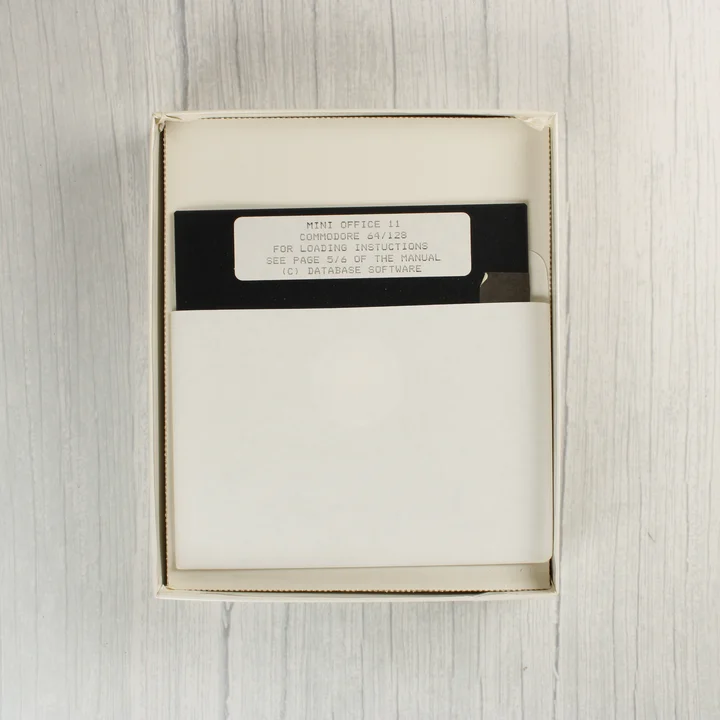 5,25 colos floppy lemez a Mini Office II csomagból