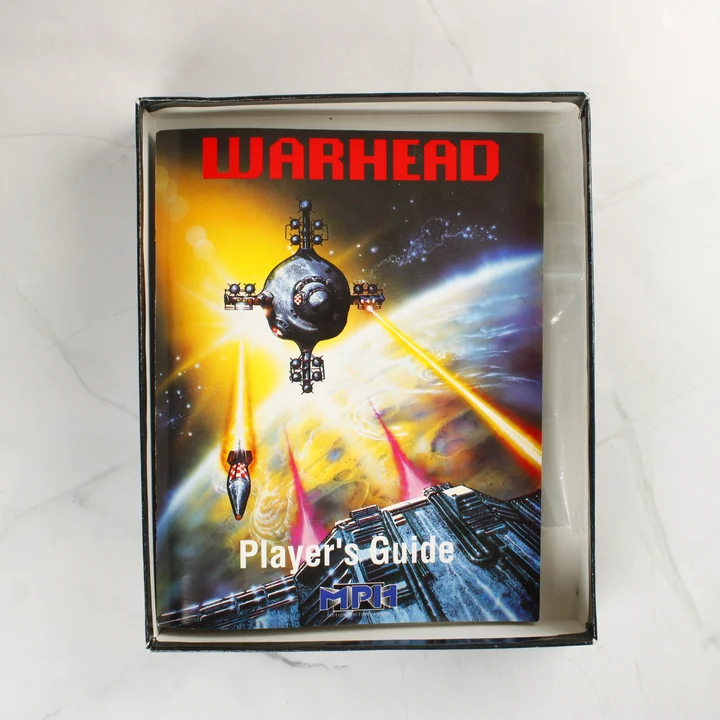Warhead Player's Guide Warhead Player's Guide kézikönyv a nyitott dobozban
